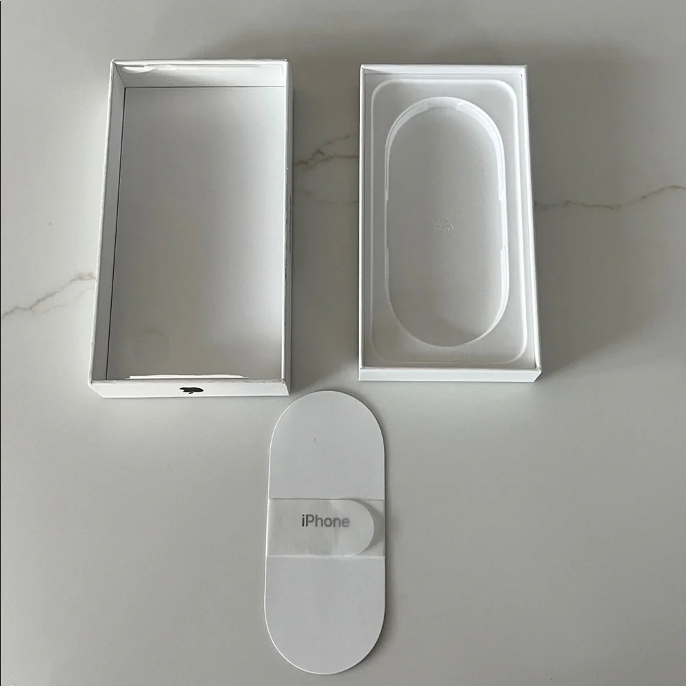 Apple iPhone 16e Smartphone Box Box Only
